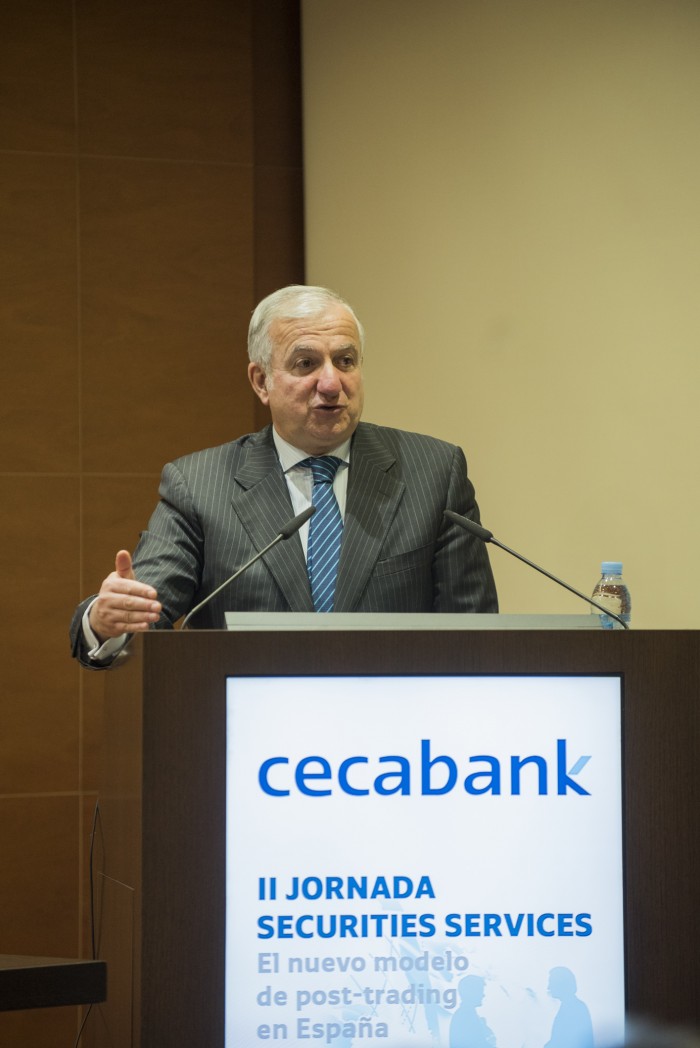 El Director General Adjunto de Cecabank, Jorge Gil, en la II Jornada de Securities Services de Cecabank